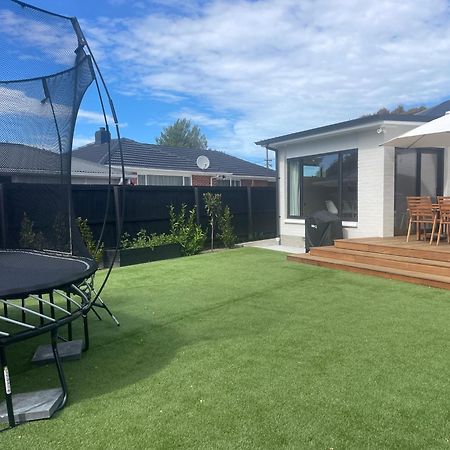 Private, Family-Friendly Home, 4Br By Airport & Free Parking Christchurch Exteriör bild