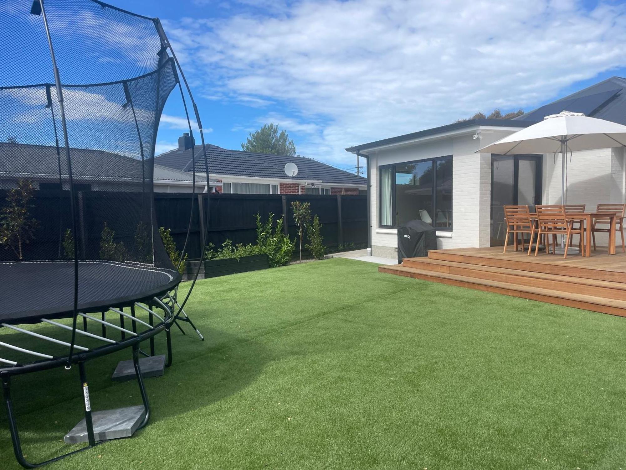 Private, Family-Friendly Home, 4Br By Airport & Free Parking Christchurch Exteriör bild